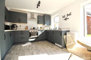 Kitchen/Diner- click for photo gallery